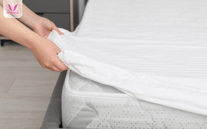 Bọc áo nệm đúng cách giúp bảo vệ nệm