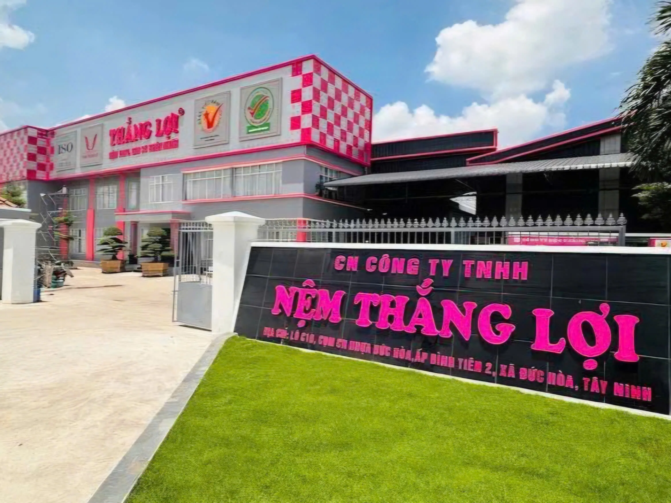 Nhà máy sản xuất – Công Ty TNHH Nệm Thắng Lợi